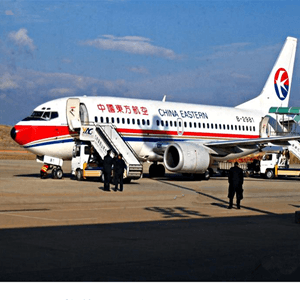 白云机场邮寄航空快运业稳步发展的原因是什么？